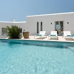 Vitamin Sea Villa, Naxos